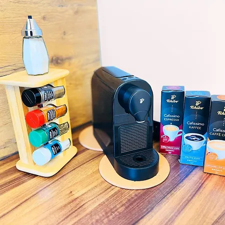 Premium In Koeln - Huerth! 胡尔特