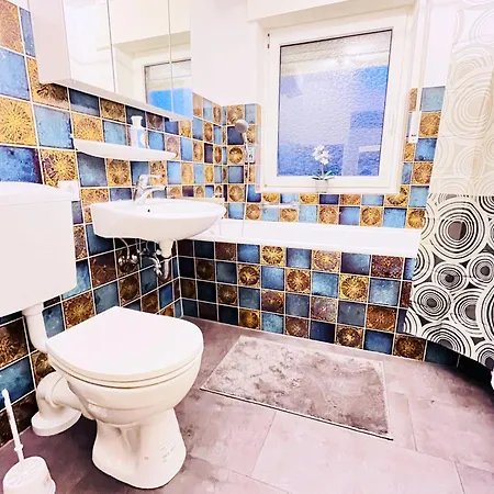 Premium In Koeln - Huerth!